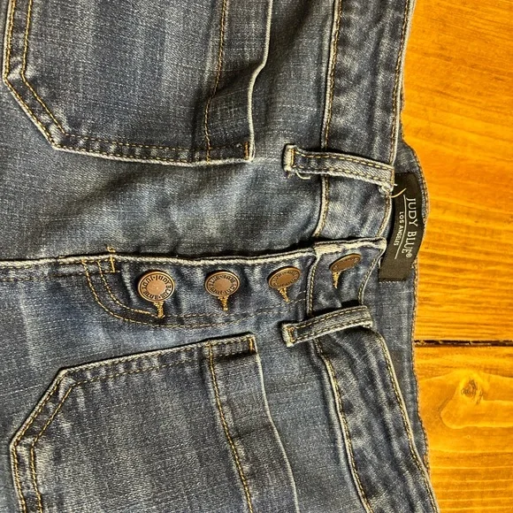 Judy Blue High Rise Blue Jeans with Modern Wash Button Fly Size 9/29 - Picture 5 of 8